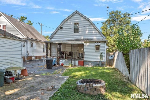 2028 PEORIA Road, Springfield, IL 62702