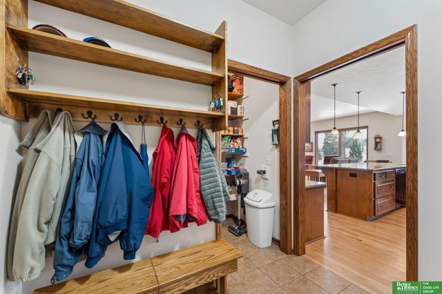 12219 S 75th Circle, Papillion, NE 68046