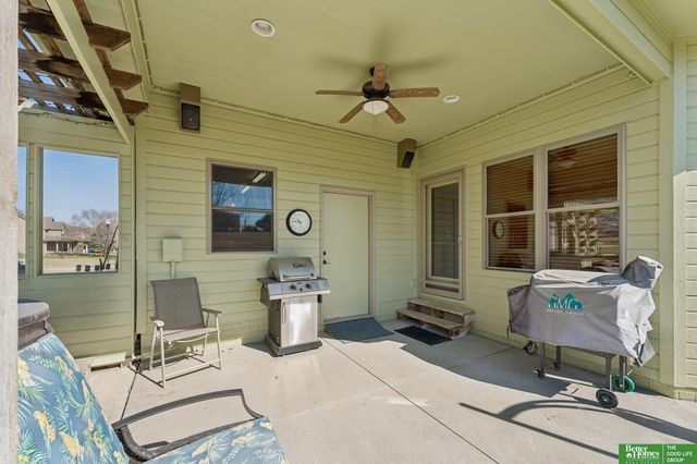 12219 S 75th Circle, Papillion, NE 68046