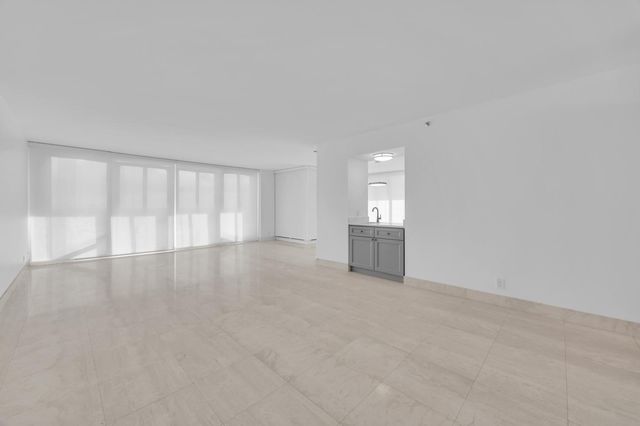 529 S Flagler Dr 14h, West Palm Beach, FL 33401