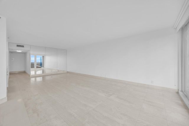 529 S Flagler Dr 14h, West Palm Beach, FL 33401