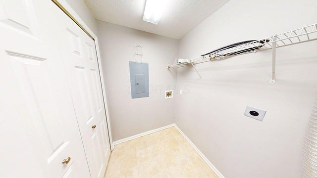 5604 Vintage Place, Dublin, OH 43016