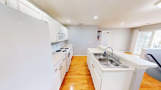 5604 Vintage Place, Dublin, OH 43016