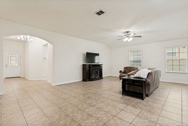 7227 Horizon Oaks, San Antonio, TX 78244