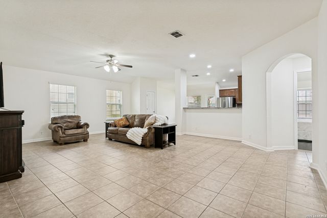 7227 Horizon Oaks, San Antonio, TX 78244