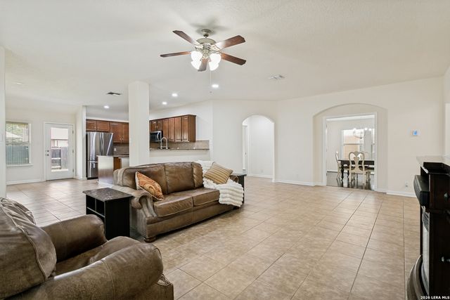 7227 Horizon Oaks, San Antonio, TX 78244