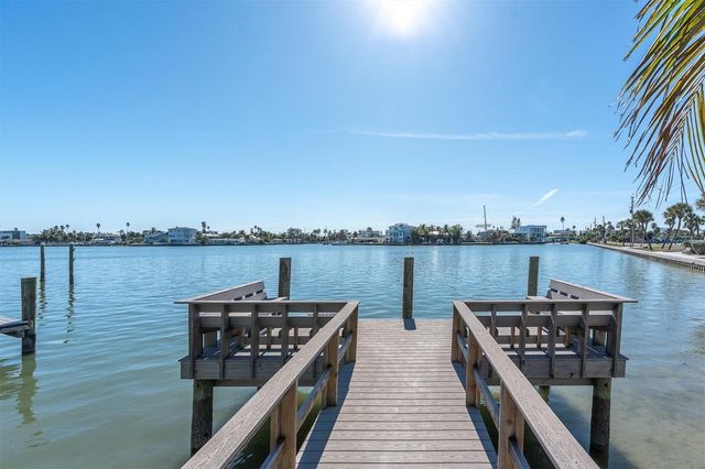 399 161ST AVENUE, Redington Beach, FL 33708