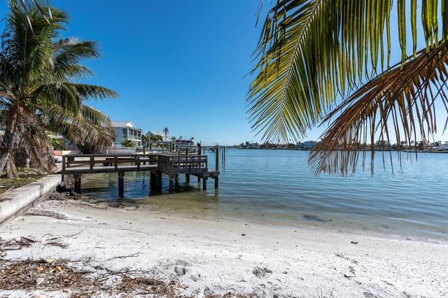 399 161ST AVENUE, Redington Beach, FL 33708