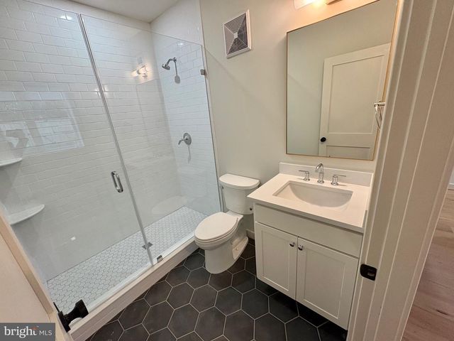 635C UPLAND PL, Alexandria, VA 22301