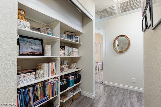 7921 Odysseus Avenue, Las Vegas, NV 89131