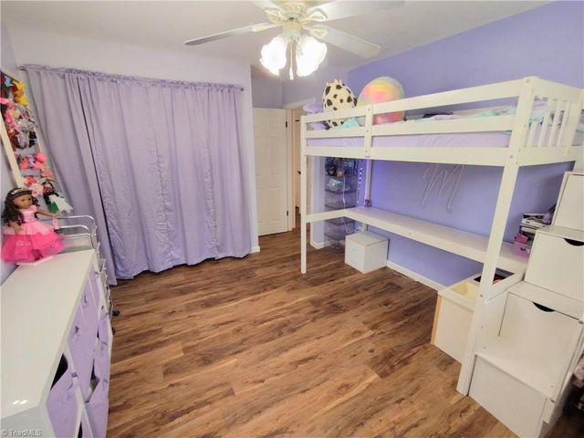 1003 Hillcrest Drive, Thomasville, NC 27360