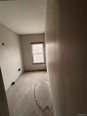 710 S Sloan Street, Detroit, MI 48209