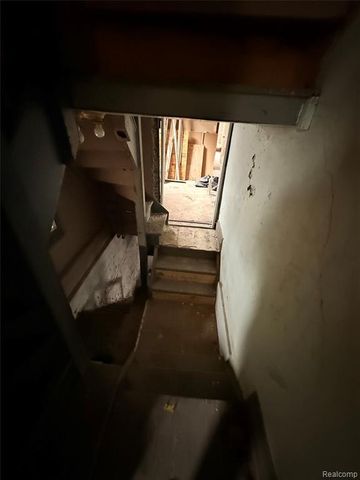 710 S Sloan Street, Detroit, MI 48209