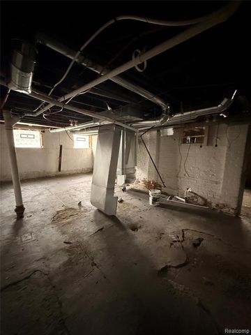 710 S Sloan Street, Detroit, MI 48209