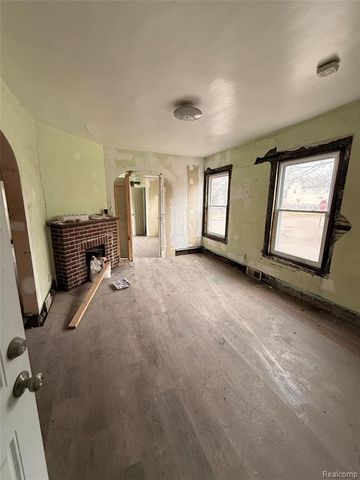 710 S Sloan Street, Detroit, MI 48209