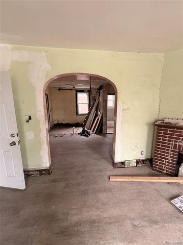 710 S Sloan Street, Detroit, MI 48209