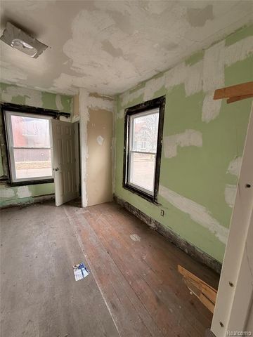 710 S Sloan Street, Detroit, MI 48209