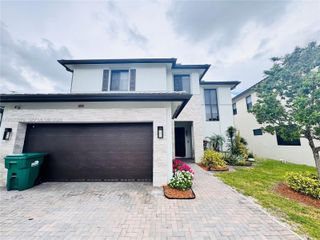 8108 NW 48th Terrace 8108, Doral, FL 33166