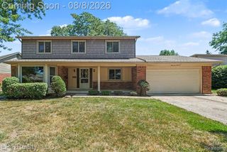 4100 Gatesford Circle Drive, Troy, MI 48085