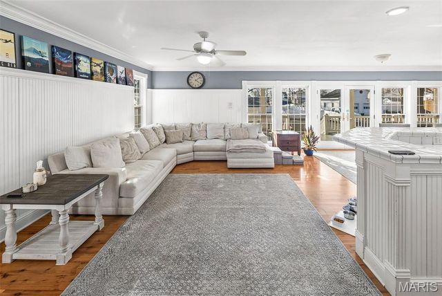 232 S 9th Street, Wood River, IL 62095