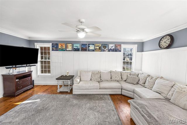 232 S 9th Street, Wood River, IL 62095