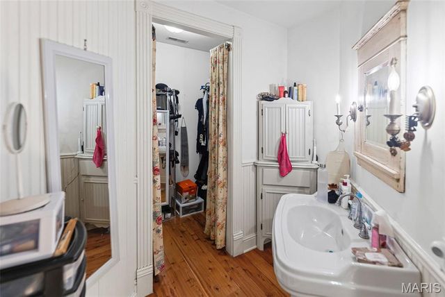 232 S 9th Street, Wood River, IL 62095