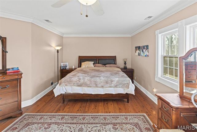 232 S 9th Street, Wood River, IL 62095