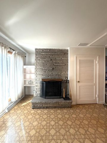 5451 Marcella Road, Merrillville, IN 46410