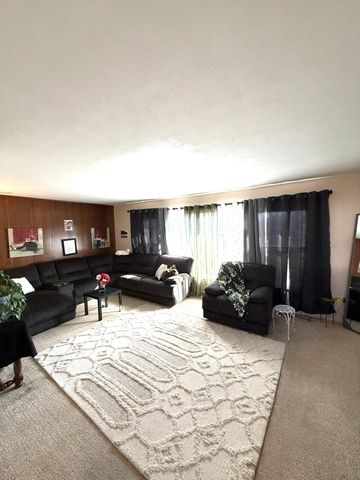 5451 Marcella Road, Merrillville, IN 46410