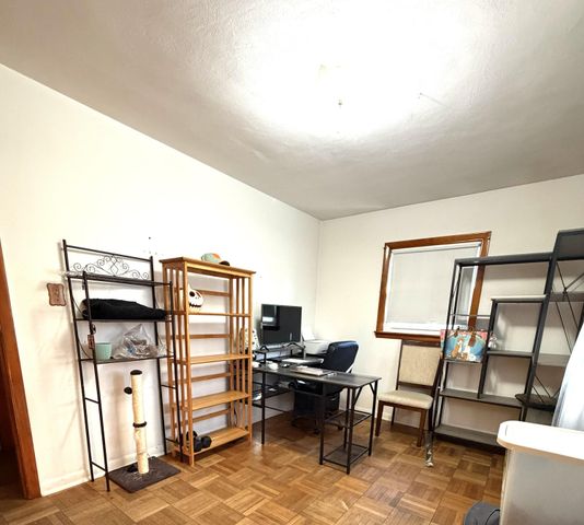 5451 Marcella Road, Merrillville, IN 46410