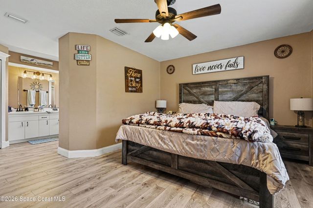 2941 Denver Avenue SE, Palm Bay, FL 32909