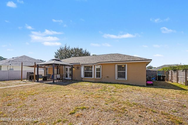 2941 Denver Avenue SE, Palm Bay, FL 32909