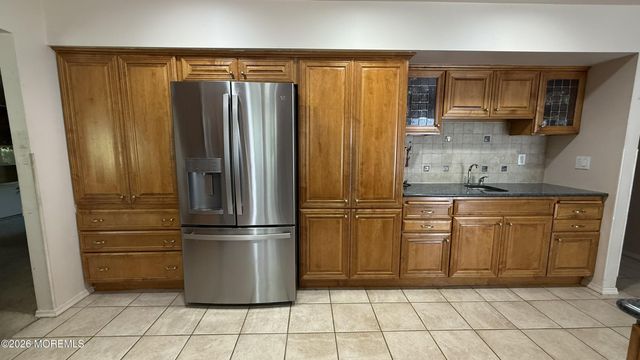 18 Erin Lane, Old Bridge, NJ 08857