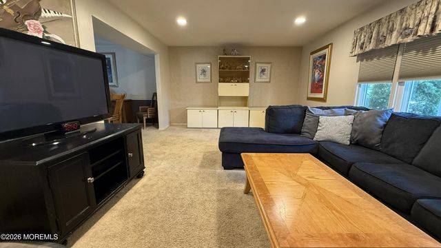 18 Erin Lane, Old Bridge, NJ 08857