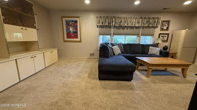 18 Erin Lane, Old Bridge, NJ 08857