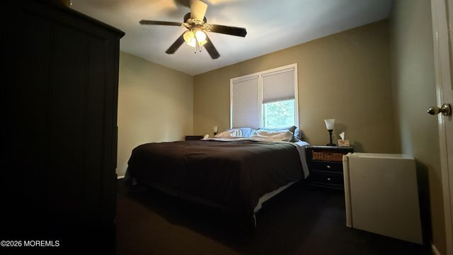 18 Erin Lane, Old Bridge, NJ 08857