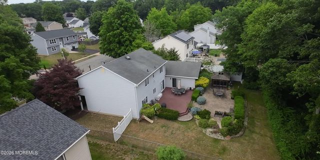 18 Erin Lane, Old Bridge, NJ 08857