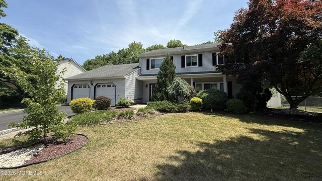 18 Erin Lane, Old Bridge, NJ 08857