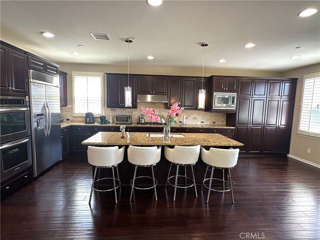 20420 Via Urbino, Porter Ranch, CA 91326