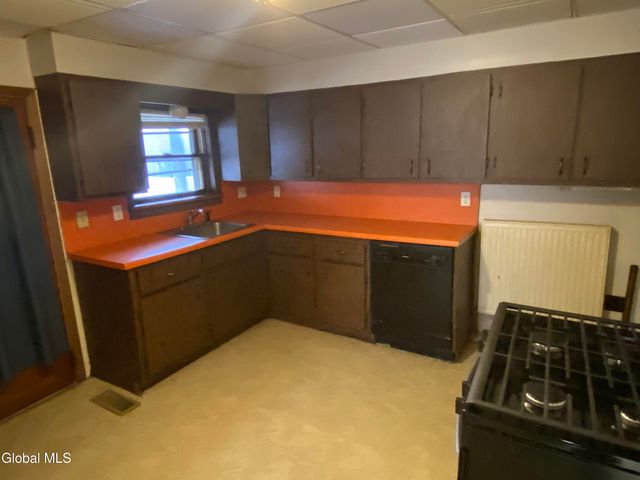 128-130 Congress Street, Cohoes, NY 12047