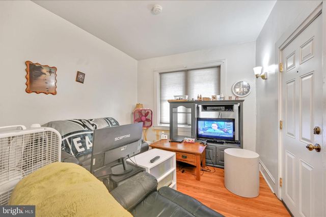 153 N BROAD ST, Lancaster, PA 17602