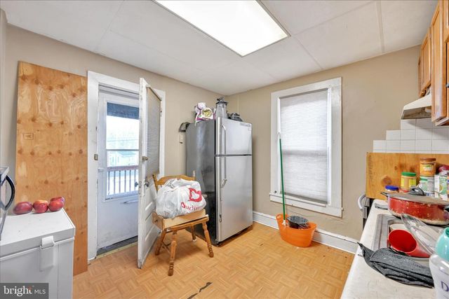 153 N BROAD ST, Lancaster, PA 17602