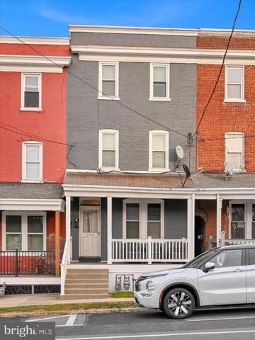153 N BROAD ST, Lancaster, PA 17602