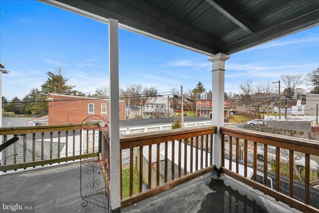 153 N BROAD ST, Lancaster, PA 17602