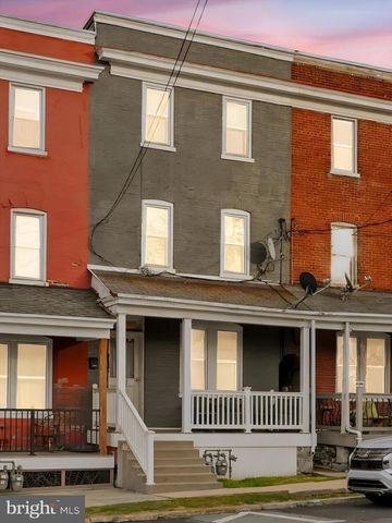 153 N BROAD ST, Lancaster, PA 17602