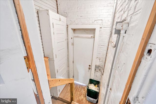 153 N BROAD ST, Lancaster, PA 17602