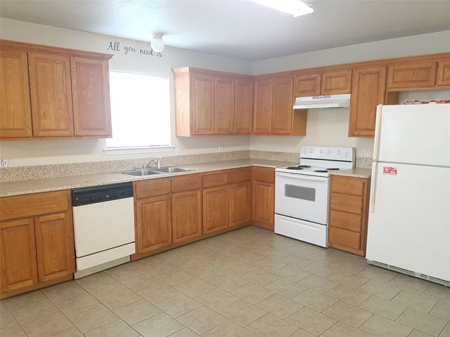309 S Blue Jay Court, Weatherford, TX 76088