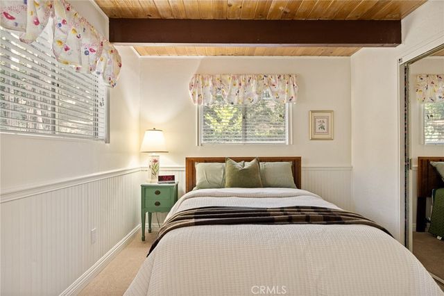 27390 Oakwood, Lake Arrowhead, CA 92352