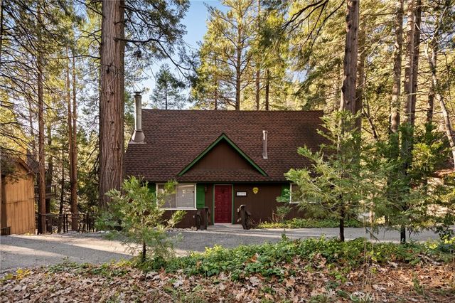 27390 Oakwood, Lake Arrowhead, CA 92352