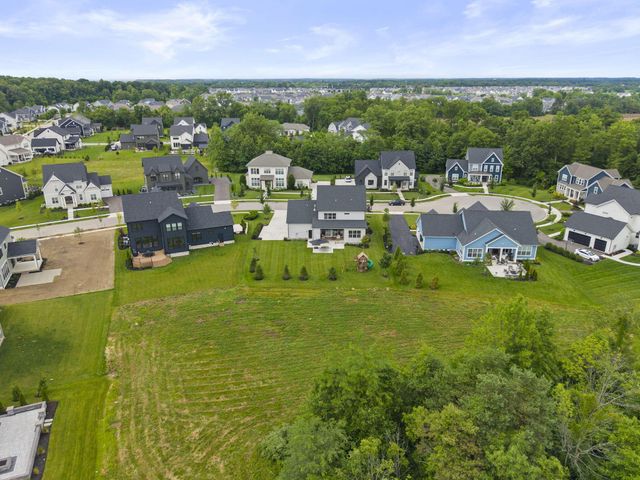 7675 Falcon Hill Court, Plain City, OH 43064